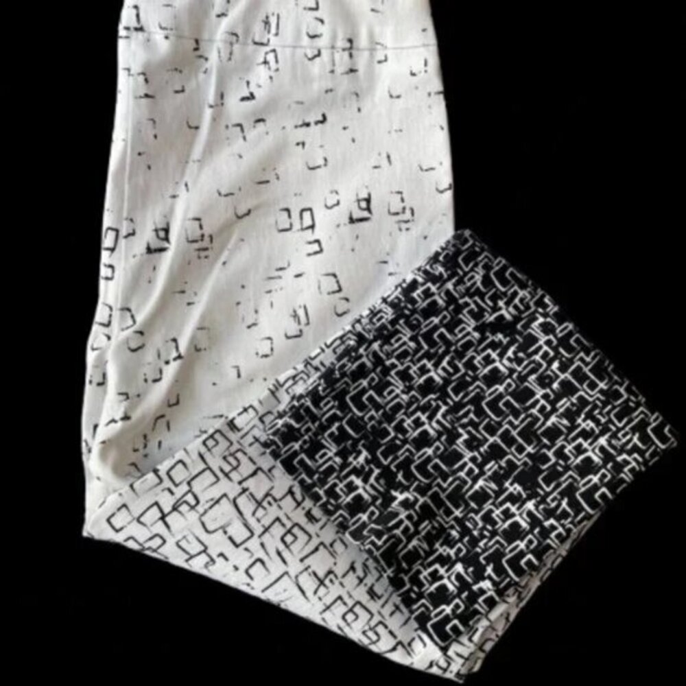 Lisette White Stretch Capris